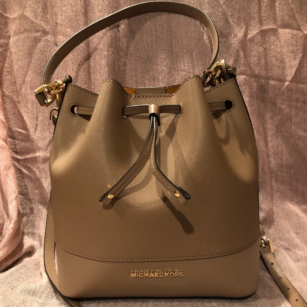 Michael Kors bucket bag